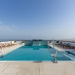 Malaga Skyline 9 Pool & Parking Free
