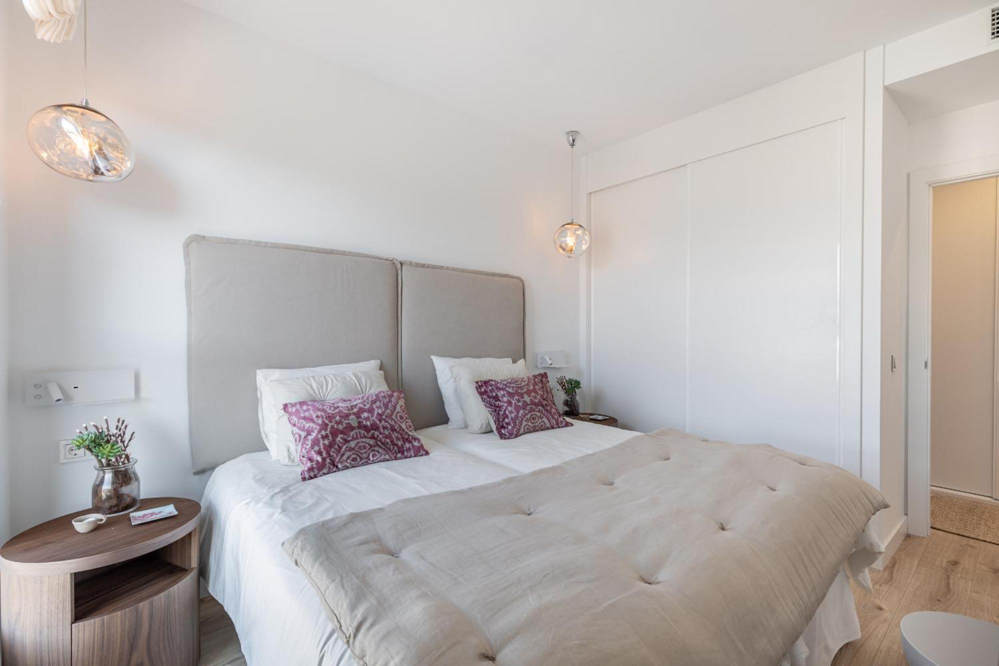 Skyline 9 Pool & Parking Free Apartment Malaga